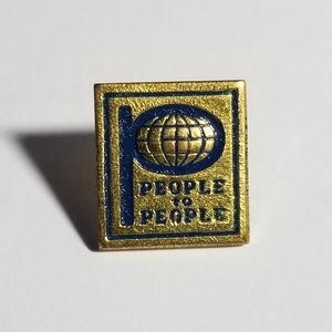Vintage People to People lapel pin gold tone blue enamel Eisenhower broo…
